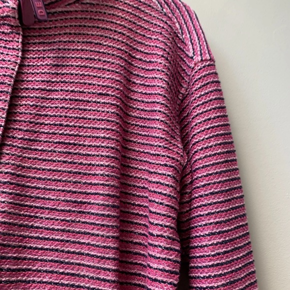 Deal Macaroni 1/2 Zip Sweatshirt Top
Size XL - Picture 10 of 10